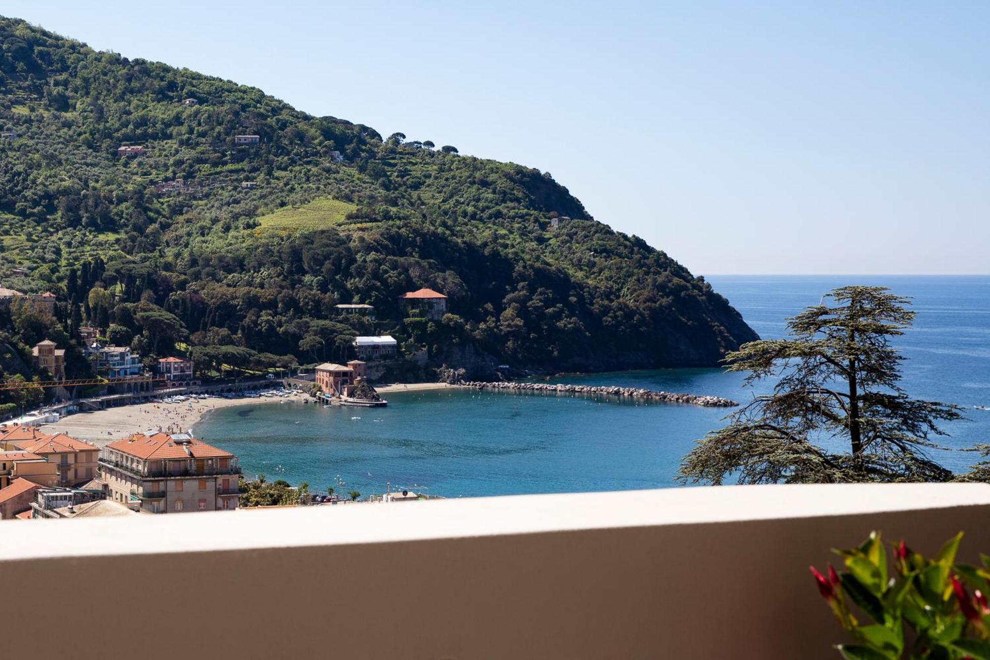 Bellevue - Rooms & Suites Леванто Экстерьер фото